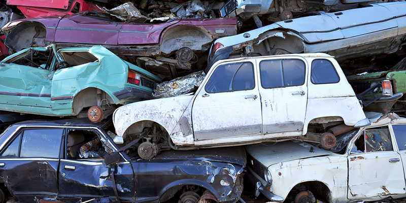 Signs it’s Time to Have Us Take Your Vehicle to a Car Junkyard 